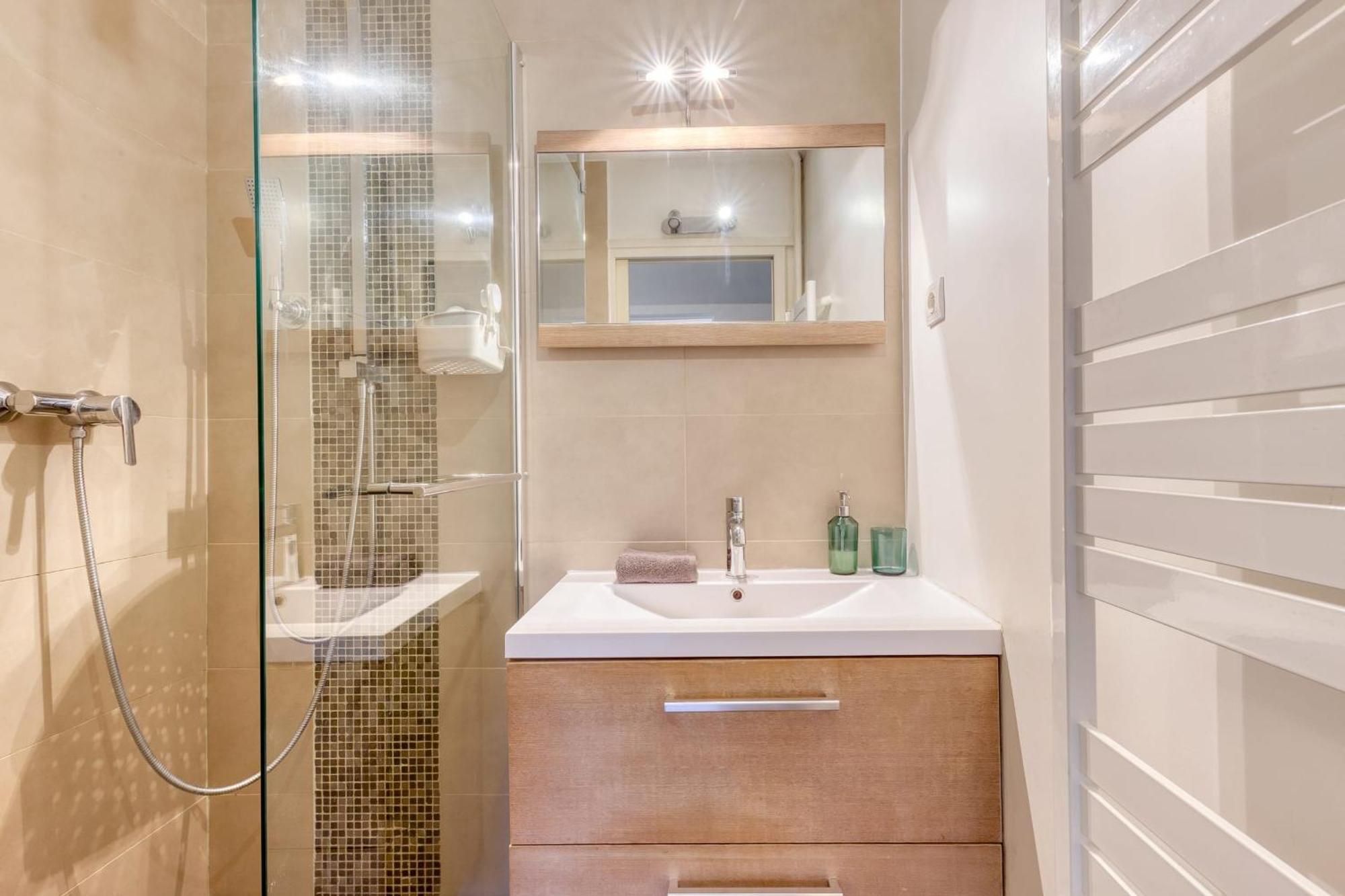 Grand Appartement Spacieux - Proche Paris Sèvres Exterior foto