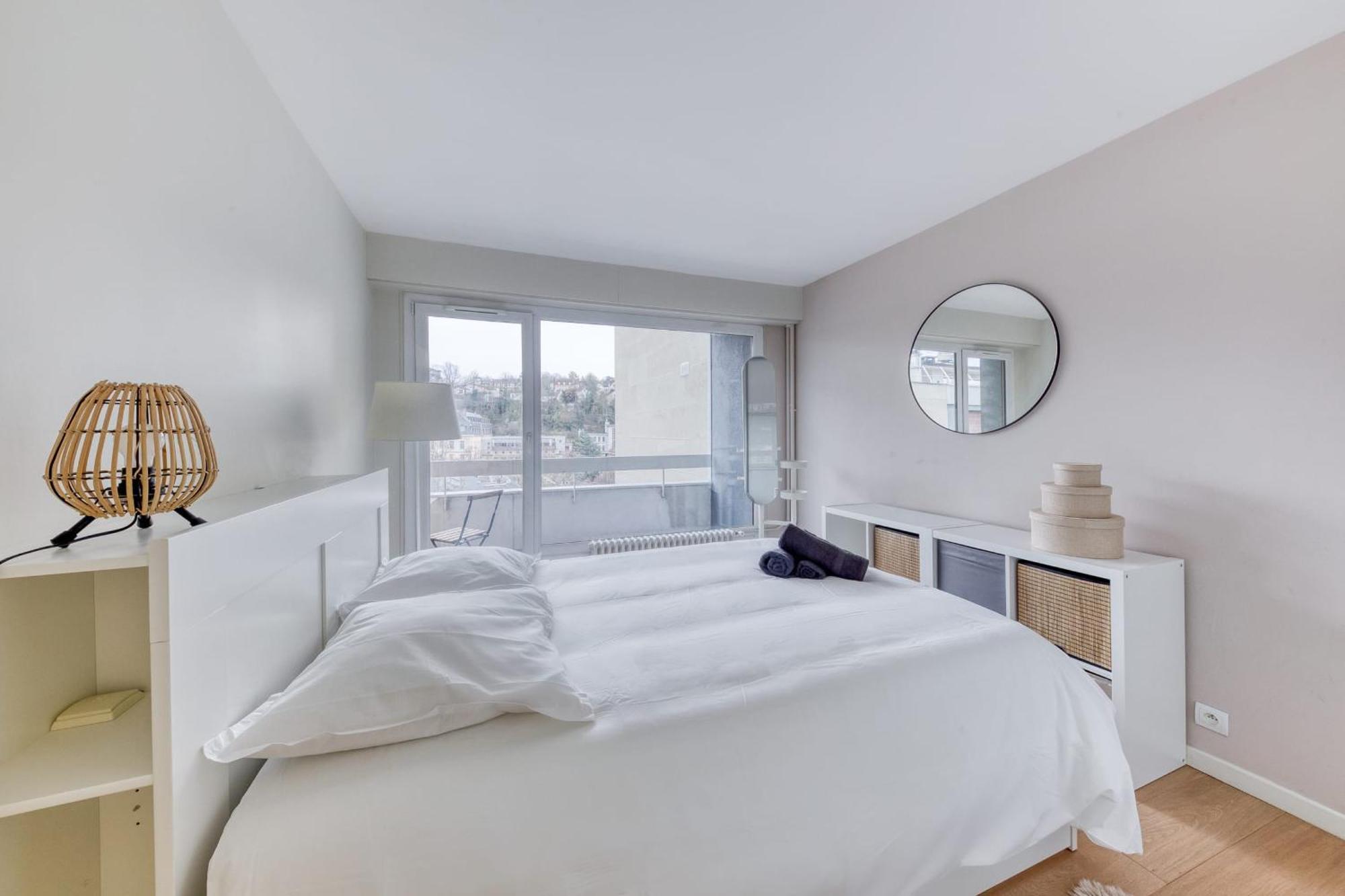 Grand Appartement Spacieux - Proche Paris Sèvres Exterior foto