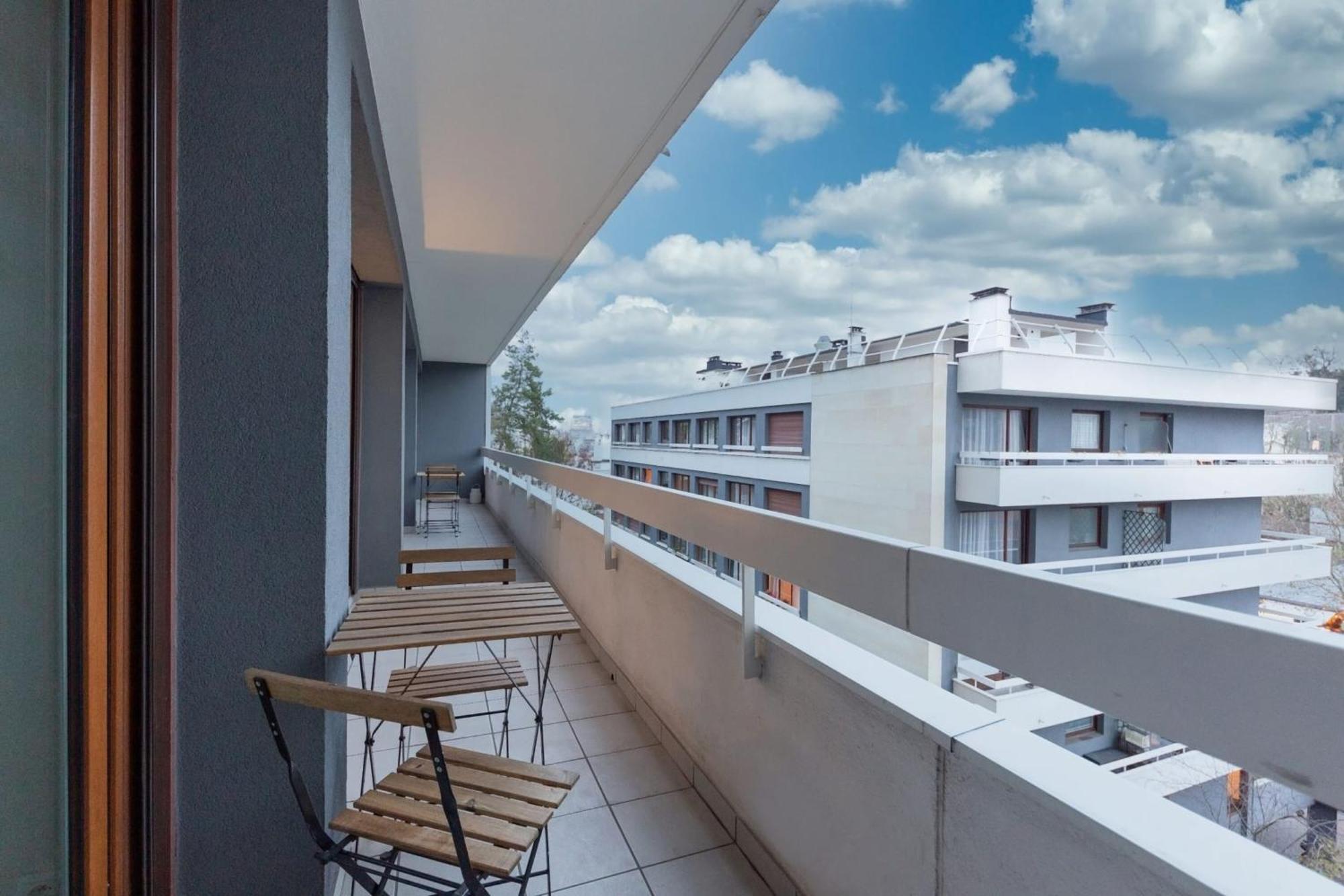 Grand Appartement Spacieux - Proche Paris Sèvres Exterior foto